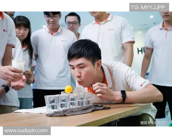 武汉乒乓球队的团队协作与默契配合探讨 武汉乒乓球队的团队协作与默契配合探讨