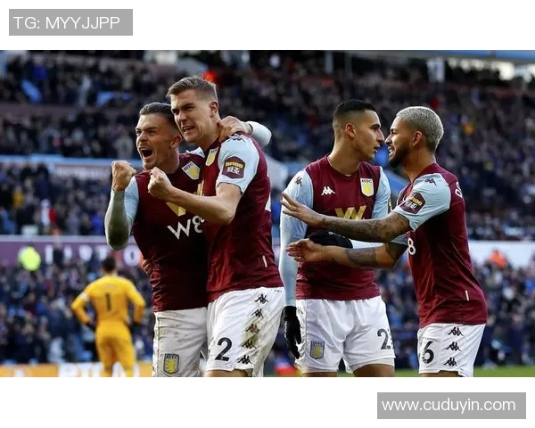 维拉与埃弗顿对决分析球队状态与战术布局探讨