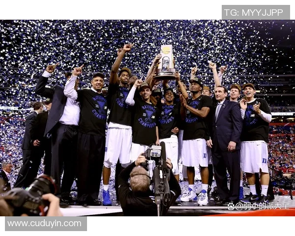 2012年NBA总决赛雷霆对热火颁奖盛典回顾与精彩瞬间分析