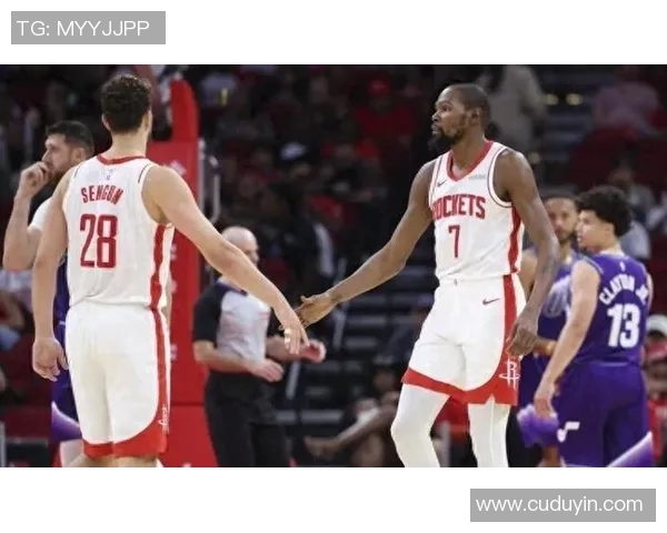 2018年火箭队与活塞队精彩对决视频回顾与分析