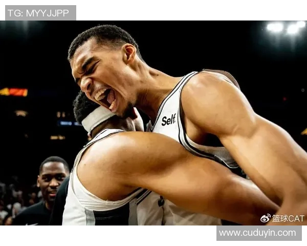 NBA马刺对阵太阳精彩视频直播全程回放与赛后分析分享 NBA马刺对阵太阳精彩视频直播全程回放与赛后分析分享