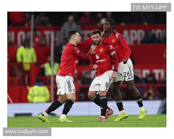 曼联主场迎战伯恩茅斯争夺英超关键三分的激烈对决